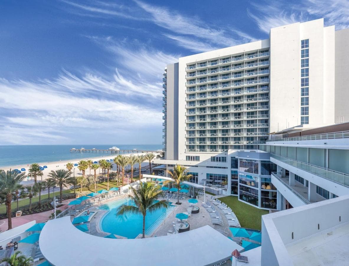 Beautiful Resort in Clearwater Beach - 2BD featured exterior or lobby in Clearwater Beach — similar hotel