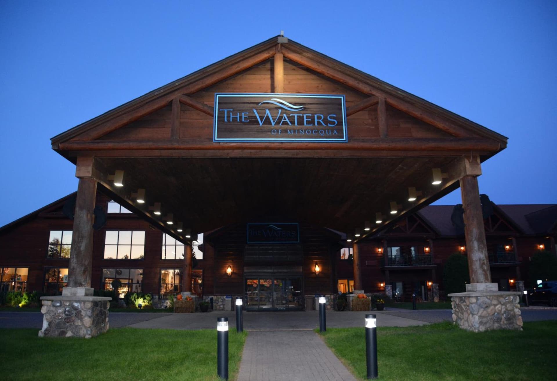 The Waters of Minocqua interior in Minocqua, WI — gallery photo 2