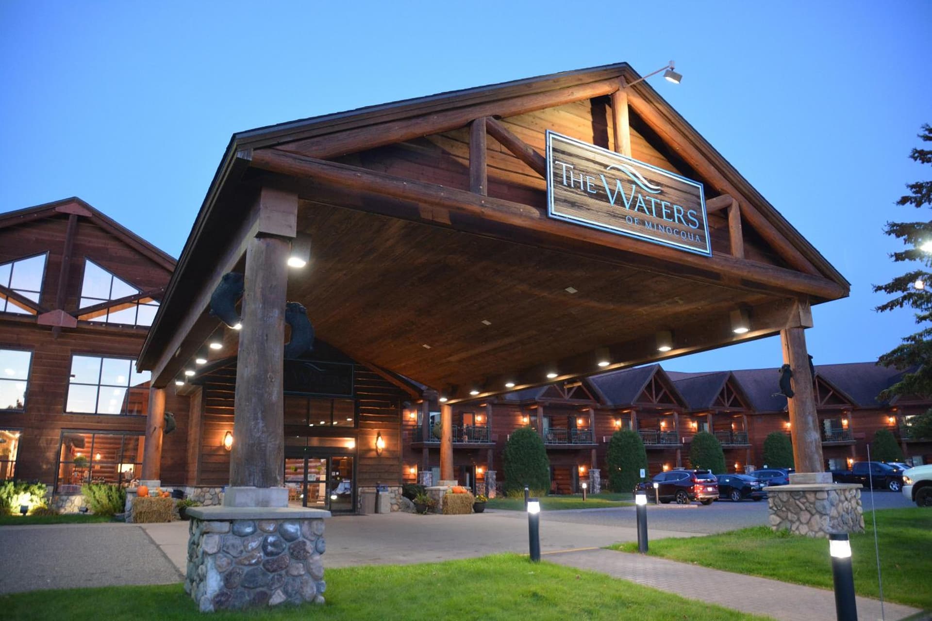 The Waters of Minocqua featured exterior or lobby in Minocqua, WI — similar hotel