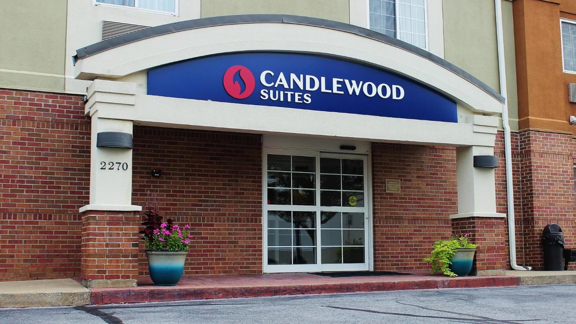 Candlewood Suites Fayetteville – University of Arkansas by IHG gallery photo in Fayetteville, AR — image 9