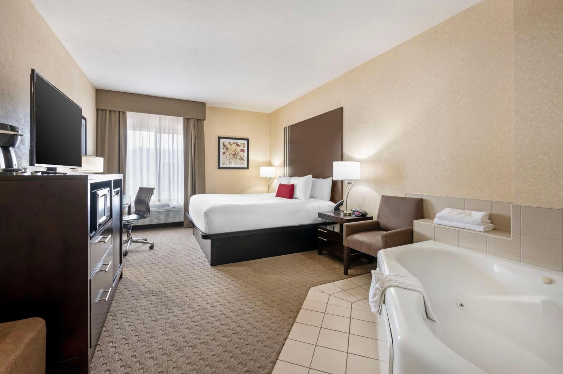 Best Western Plus Howe Inn gallery photo in Howe, IN — image 12
