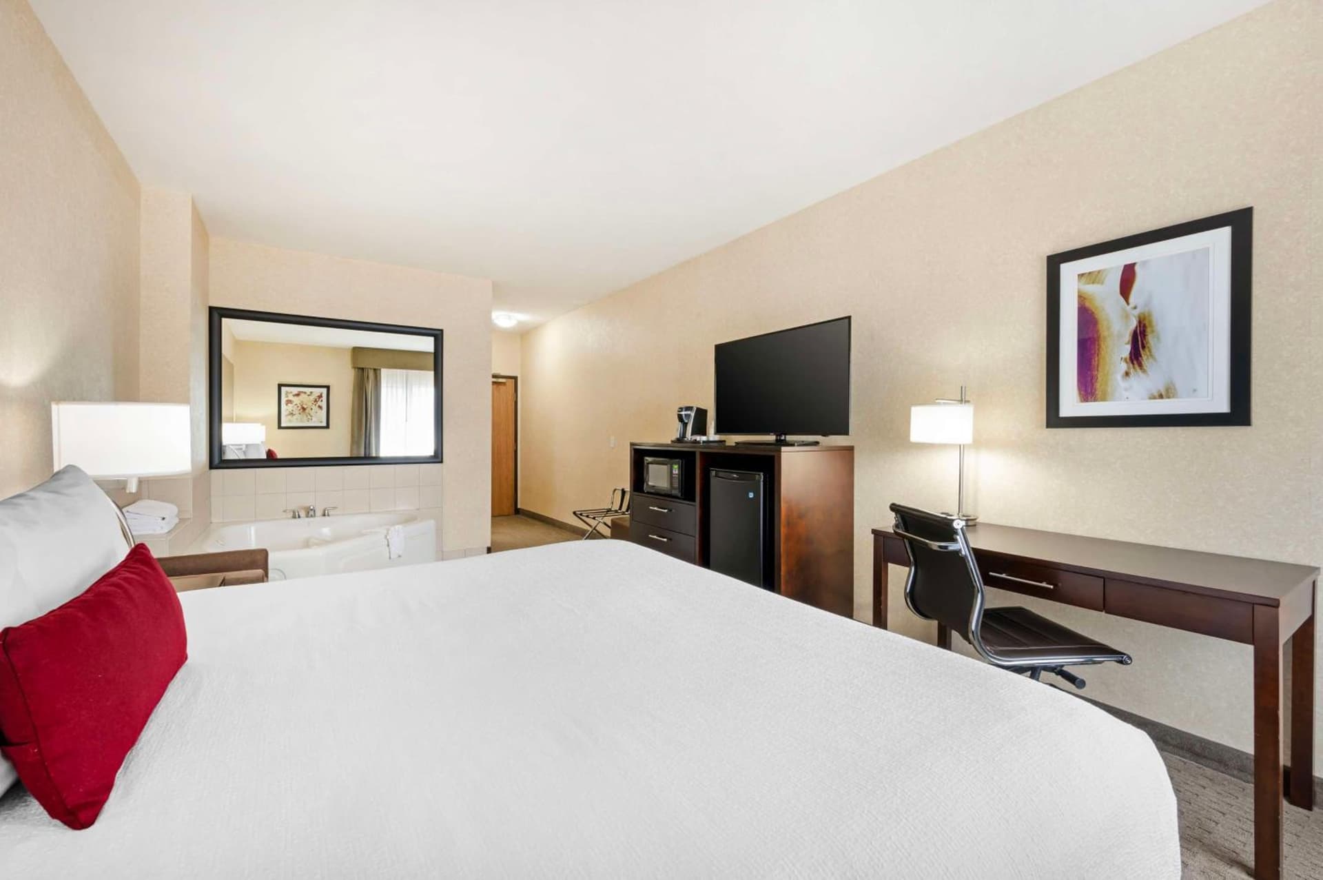 Best Western Plus Howe Inn gallery photo in Howe, IN — image 13