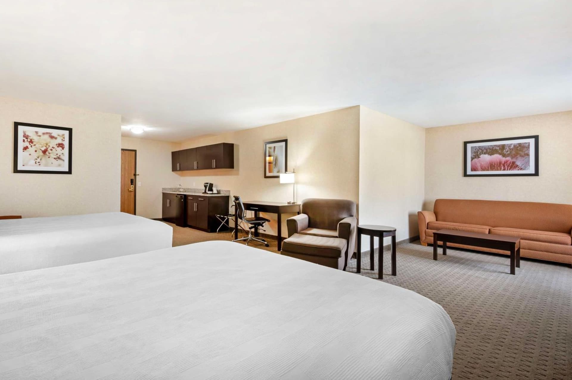 Best Western Plus Howe Inn gallery photo in Howe, IN — image 9