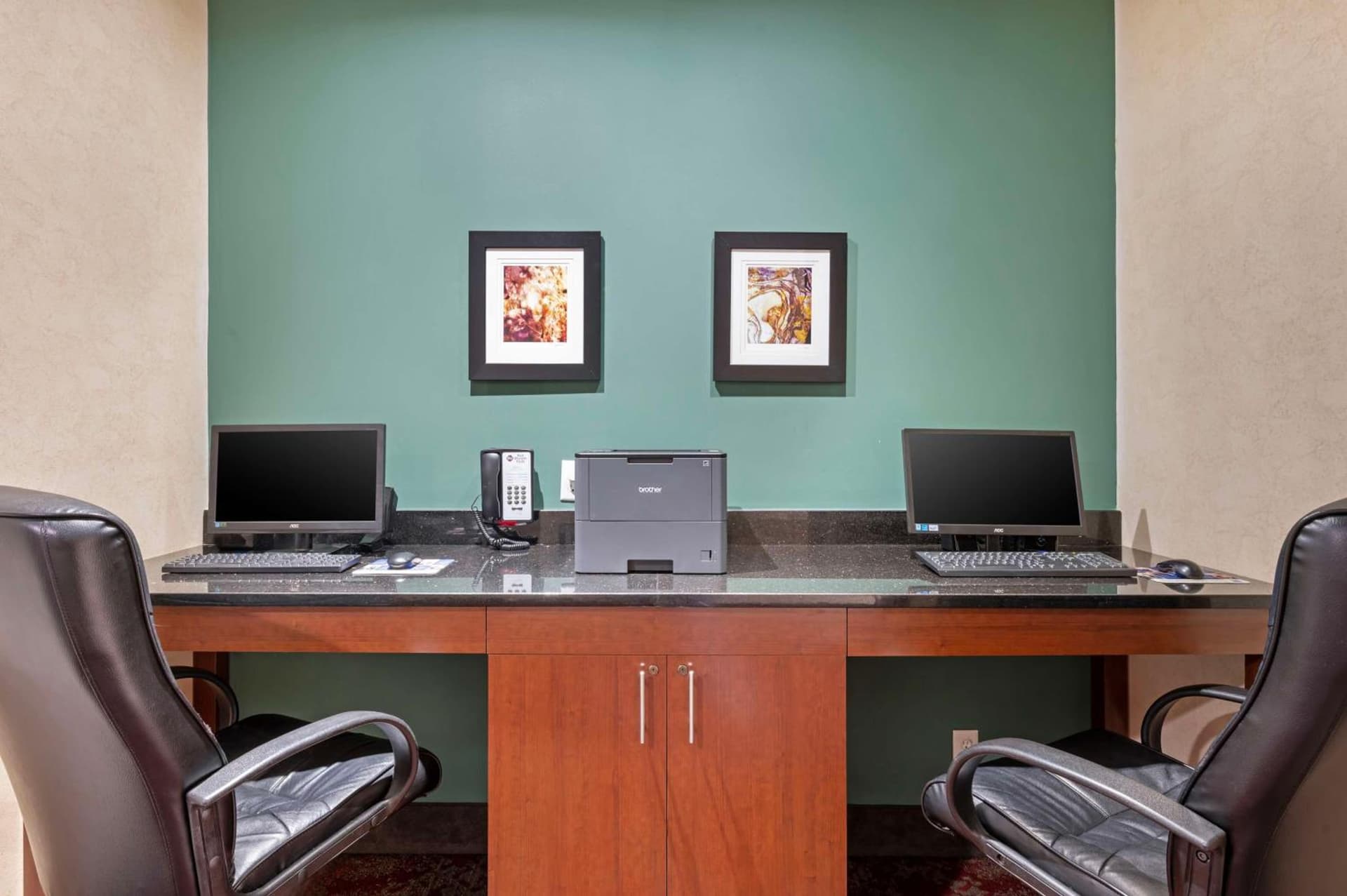 Best Western Plus Howe Inn gallery photo in Howe, IN — image 33