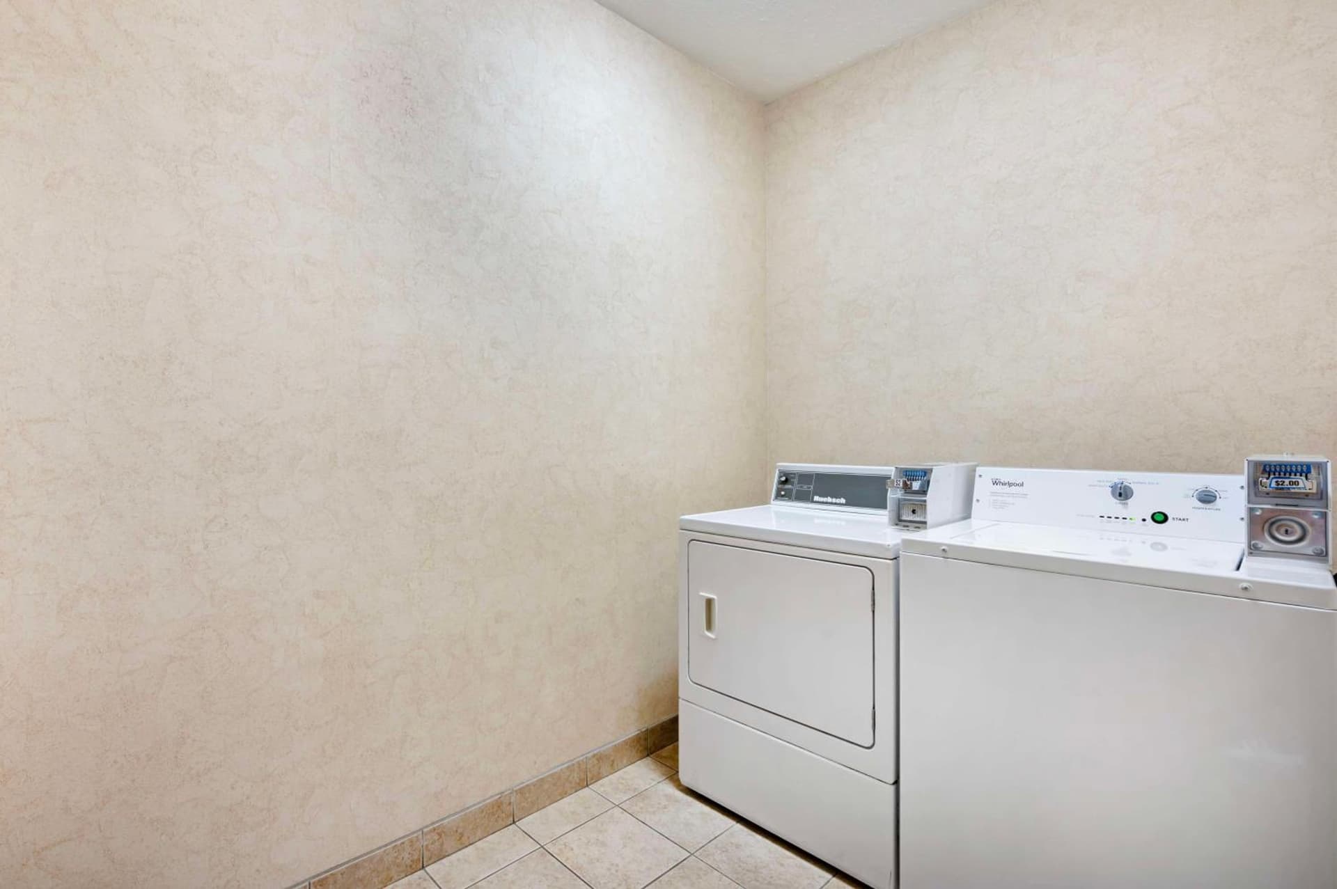 Best Western Plus Howe Inn gallery photo in Howe, IN — image 28
