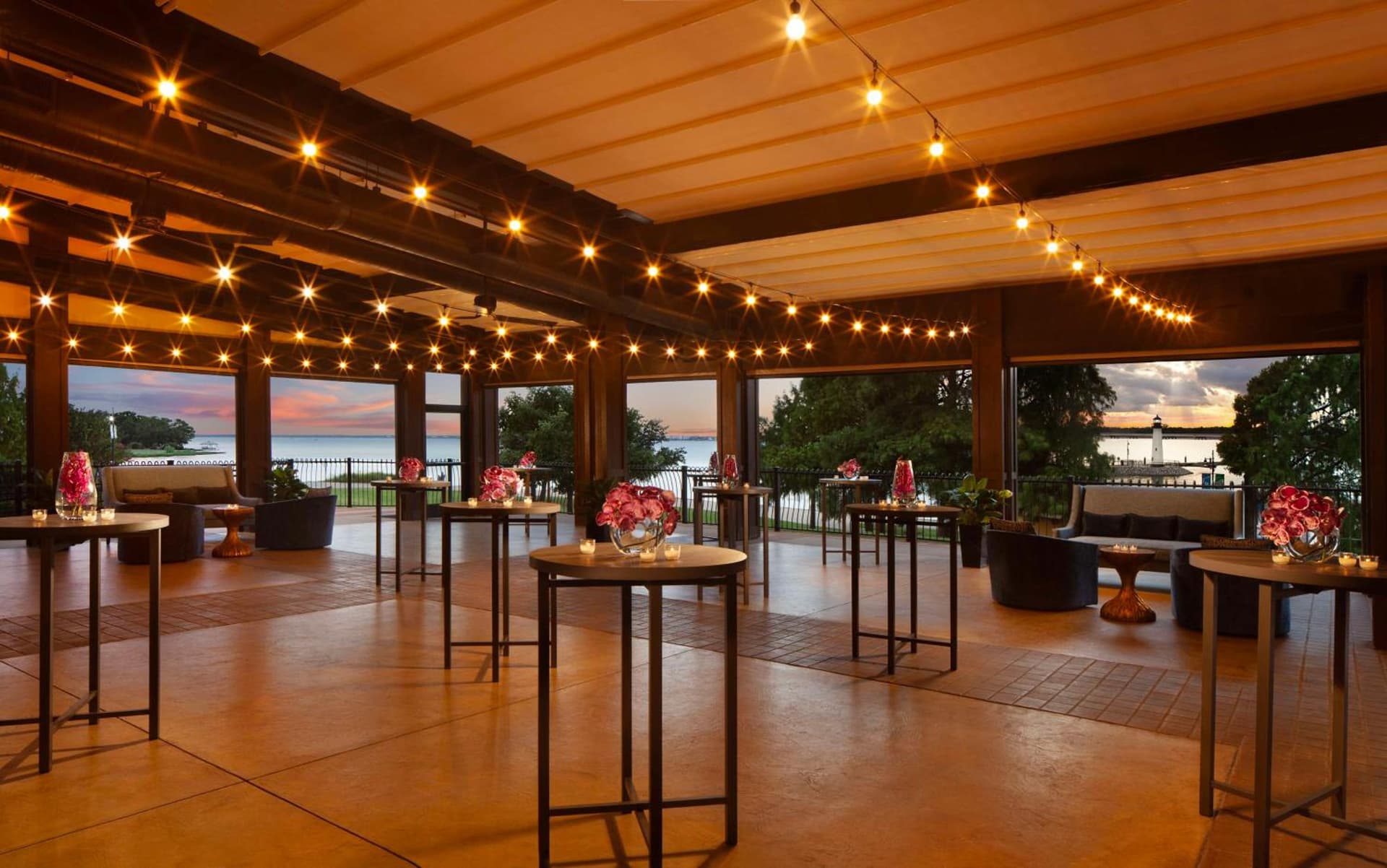 Hilton Dallas/Rockwall Lakefront Hotel interior in Rockwall, TX — gallery photo 2
