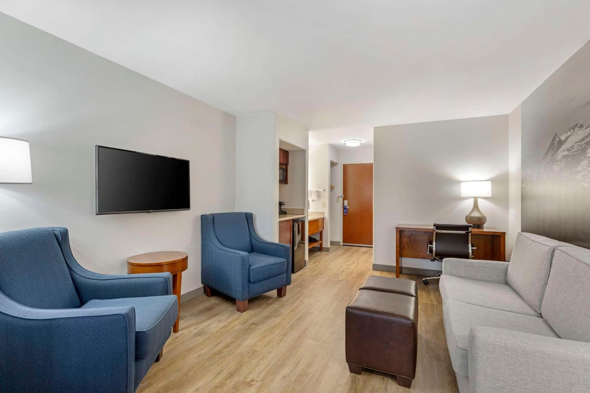 Comfort Suites Golden West on Evergreen Parkway gallery photo in Evergreen, CO — image 4