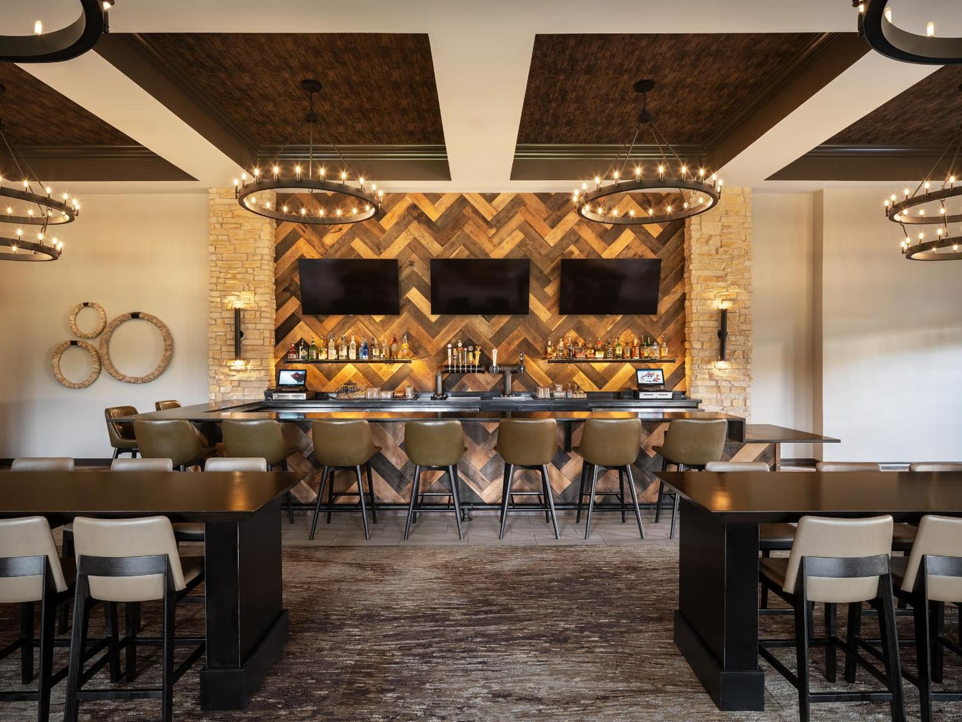 Dallas/Fort Worth Marriott Hotel & Golf Club at Champions Circle property views in Roanoke, TX — gallery photo 3
