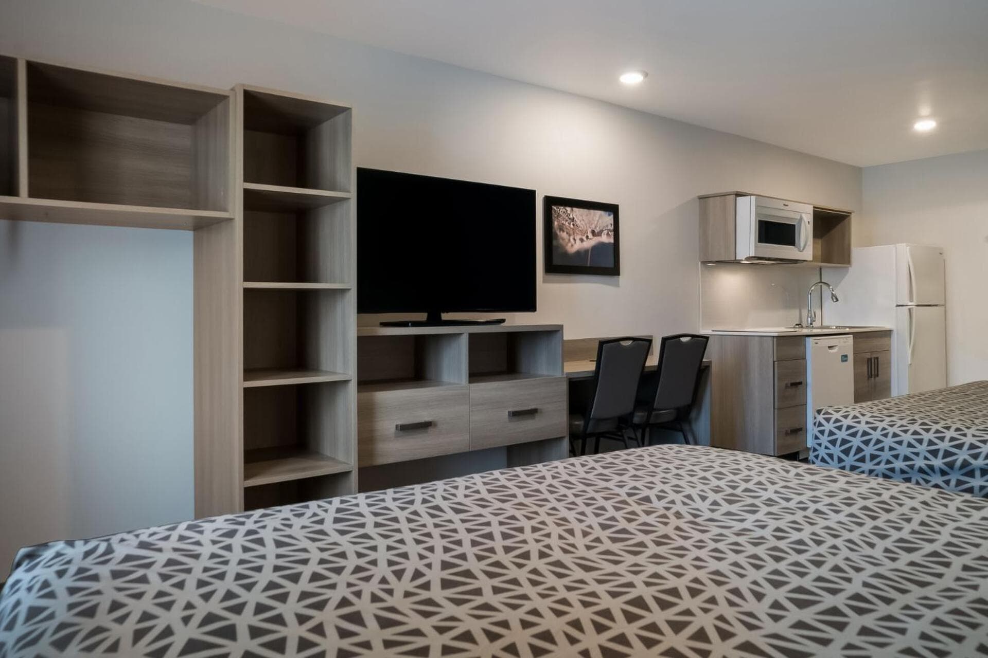 WoodSpring Suites Detroit Sterling Heights gallery photo in Sterling Heights, MI — image 43