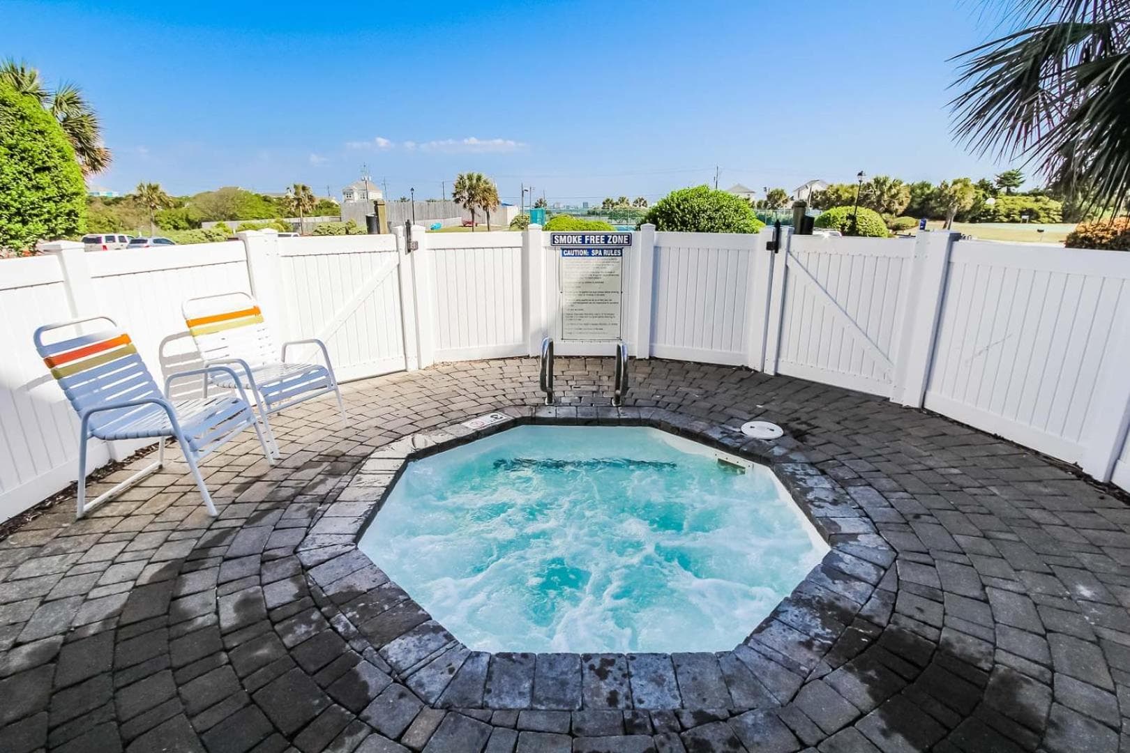 A Place at the Beach III interior in Atlantic Beach, NC — gallery photo 2