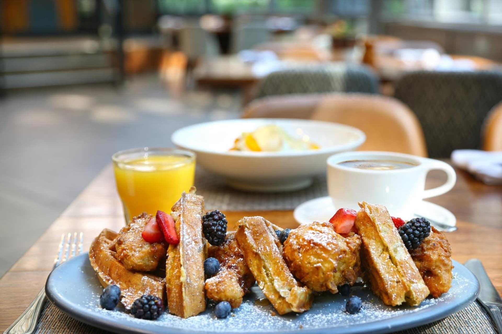Crowne Plaza Atlanta Perimeter at Ravinia by IHG gallery photo in Atlanta, GA — image 46
