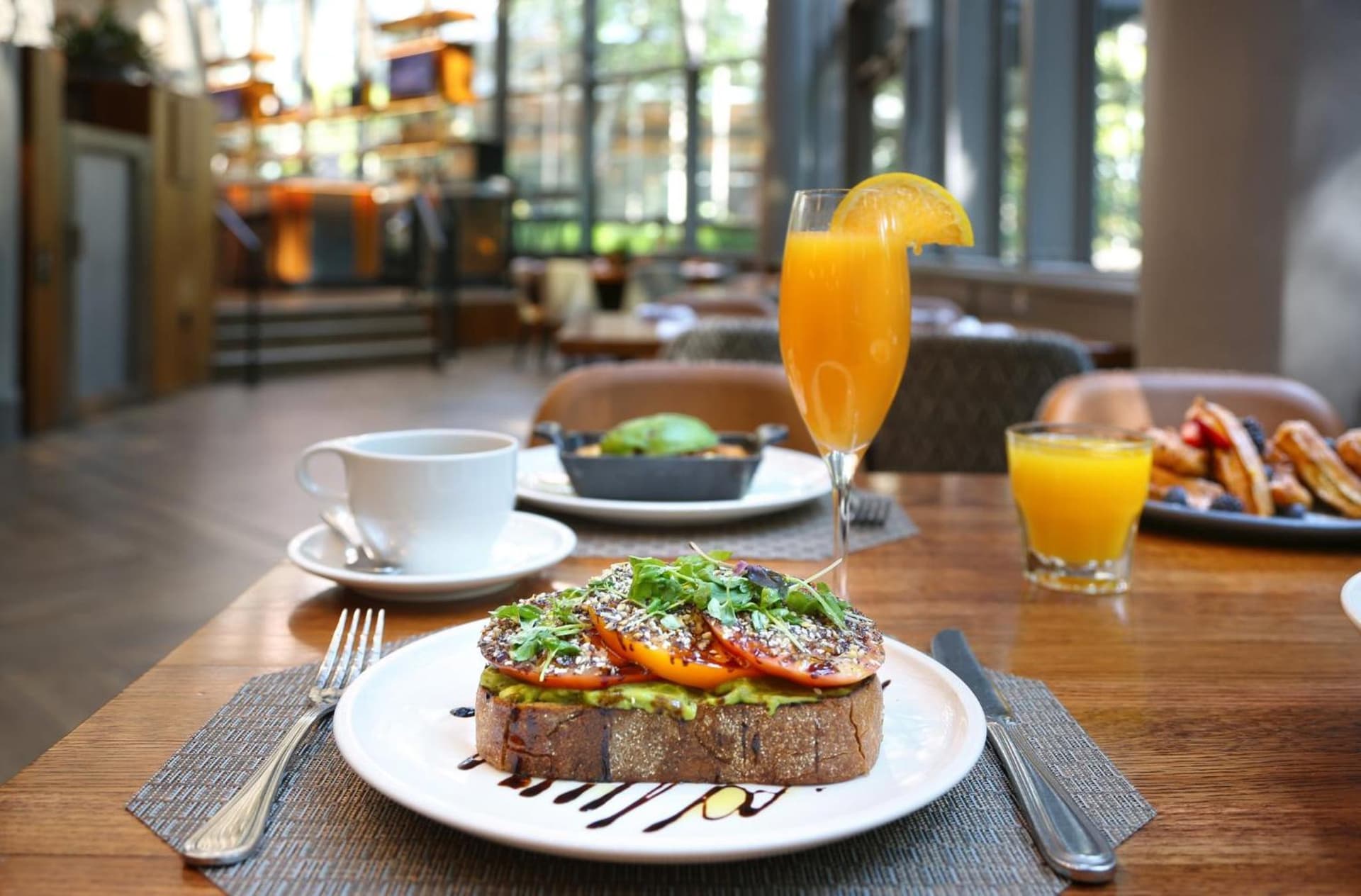 Crowne Plaza Atlanta Perimeter at Ravinia by IHG gallery photo in Atlanta, GA — image 44