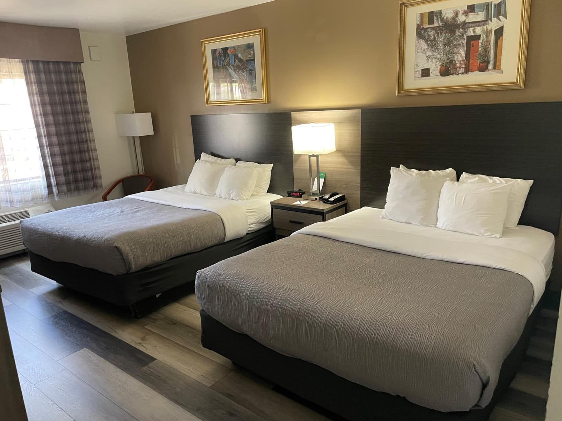 Quality Inn & Suites Goodyear - Phoenix West interior in Goodyear, AZ — gallery photo 2