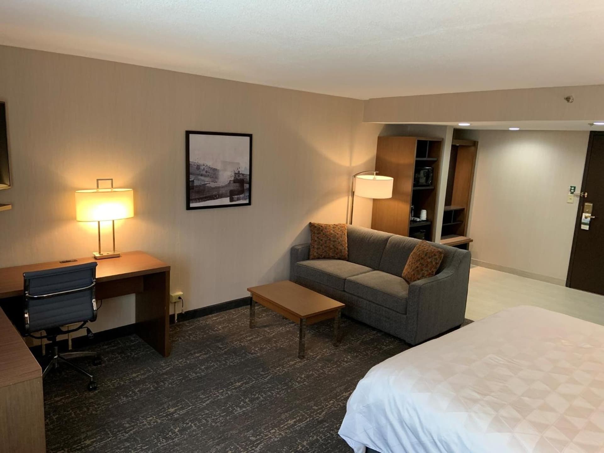 Holiday Inn & Suites Chicago-Carol Stream Wheaton by IHG gallery photo in Carol Stream, IL — image 21