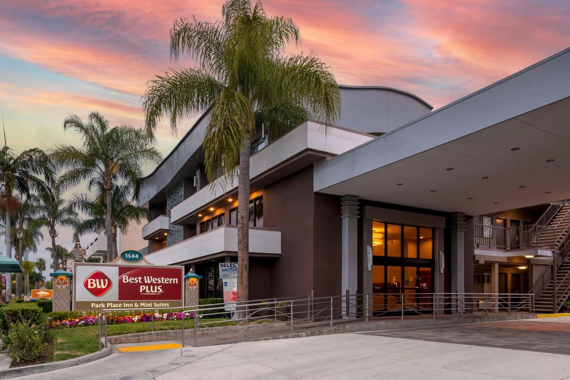 Best Western Plus Park Place Inn - Mini Suites featured exterior or lobby in Anaheim, CA — similar hotel