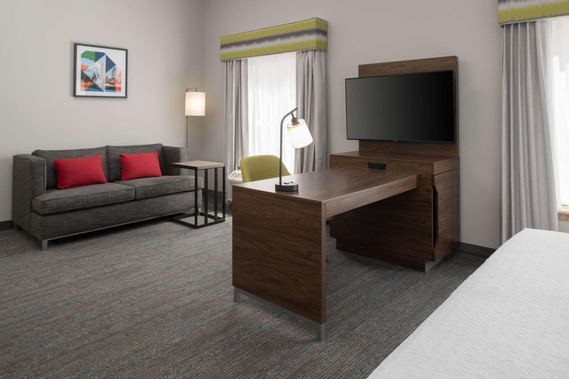 Hampton Inn and Suites Seattle - Airport / 28th Avenue gallery photo in SeaTac, WA — image 7
