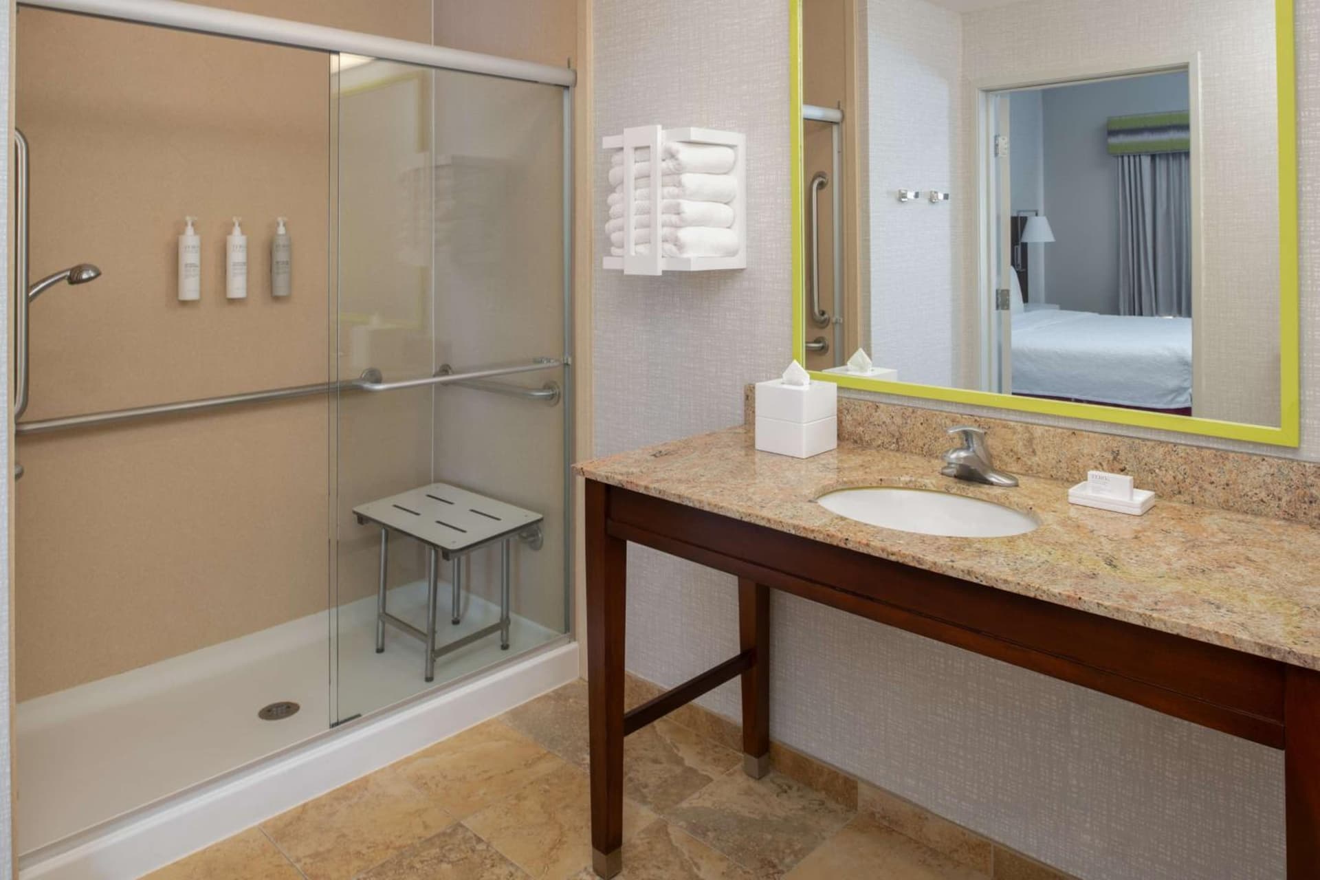 Hampton Inn and Suites Seattle - Airport / 28th Avenue gallery photo in SeaTac, WA — image 24