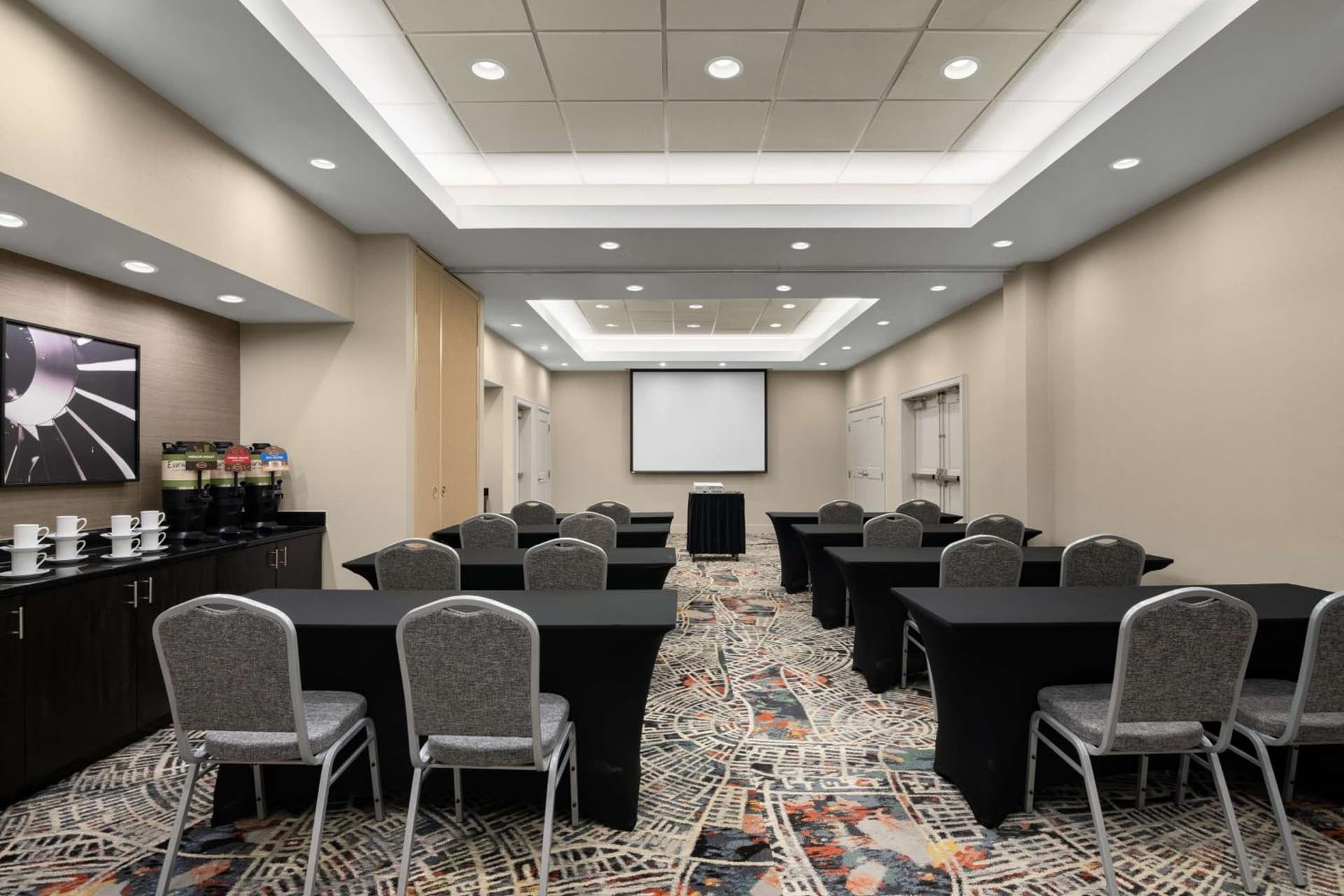 Embassy Suites Newark Airport interior in Elizabeth, NJ — gallery photo 2