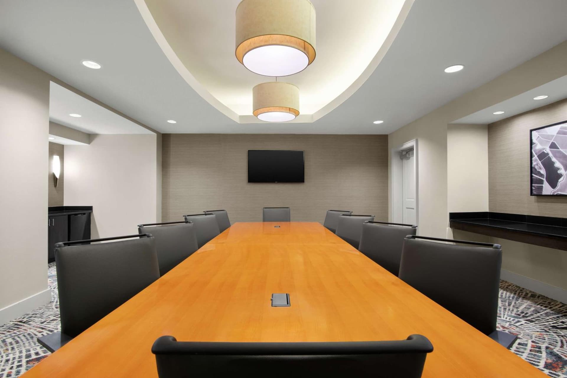 Embassy Suites Newark Airport gallery photo in Elizabeth, NJ — image 31