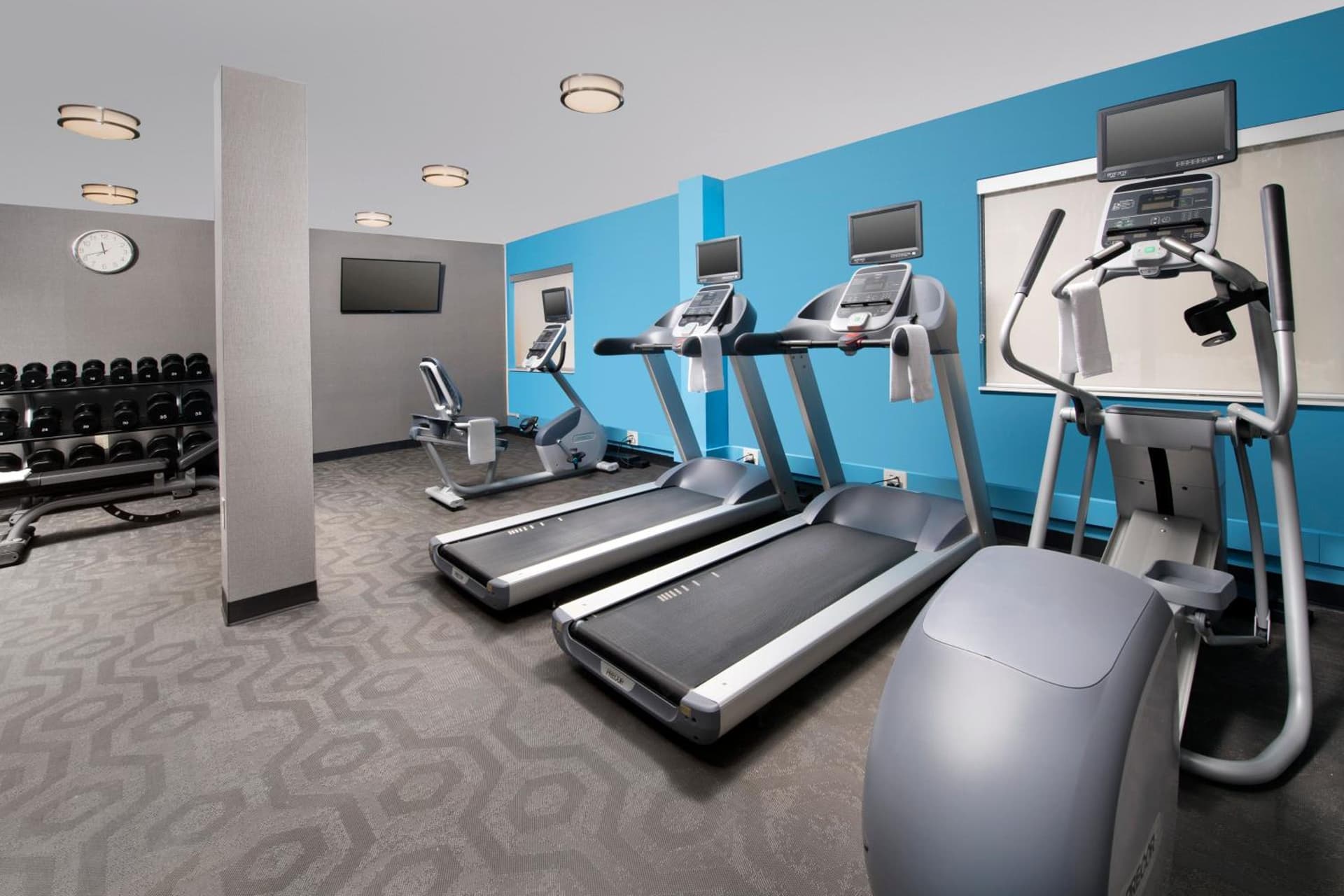 Fairfield Inn & Suites by Marriott Albany East Greenbush interior in East Greenbush — gallery photo 2