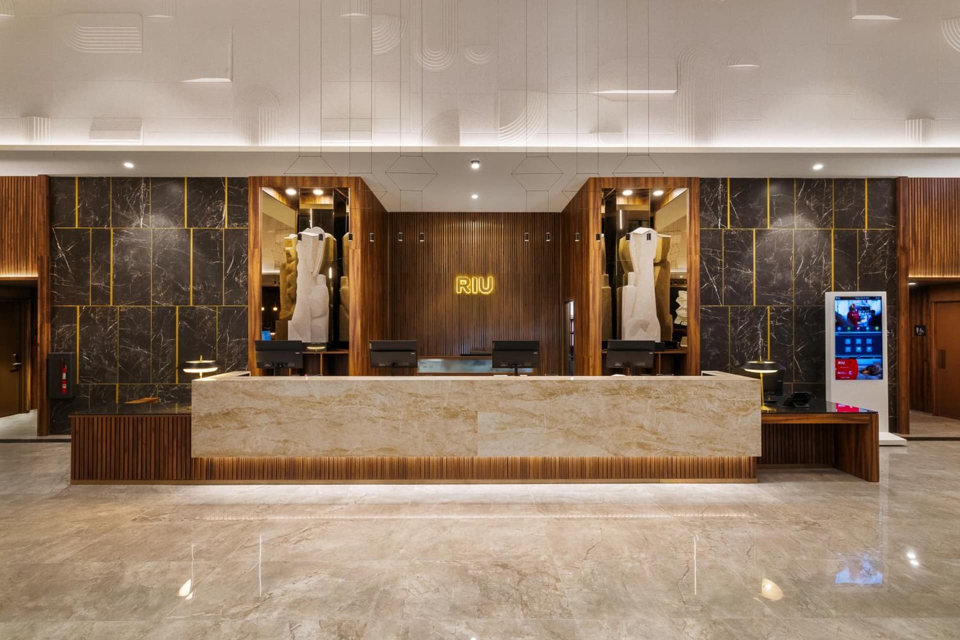 Hotel Riu Plaza Chicago gallery photo in Chicago, IL — image 14