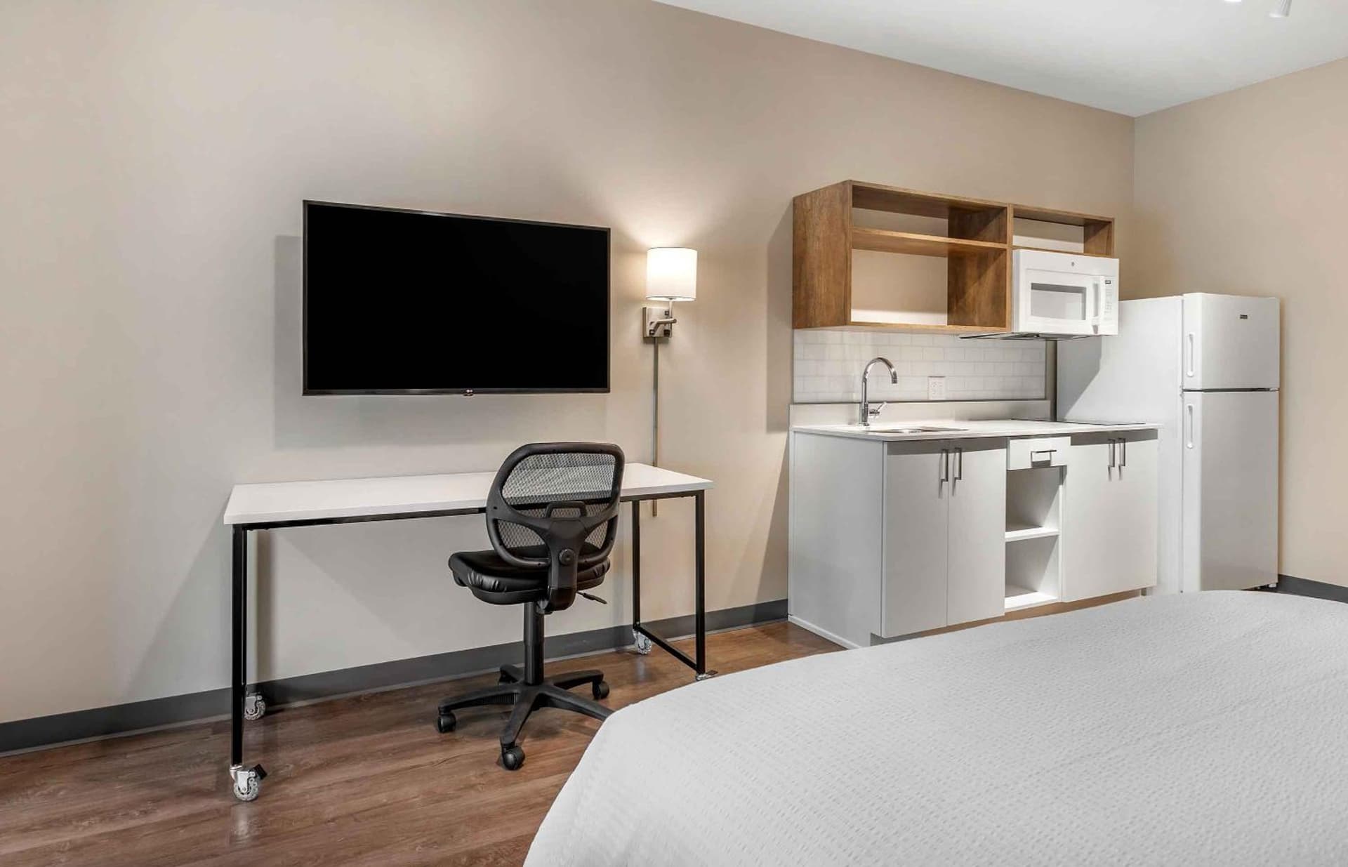 Extended Stay America Premier Suites - Pensacola - NAS Corry Station gallery photo in Pensacola, FL — image 23