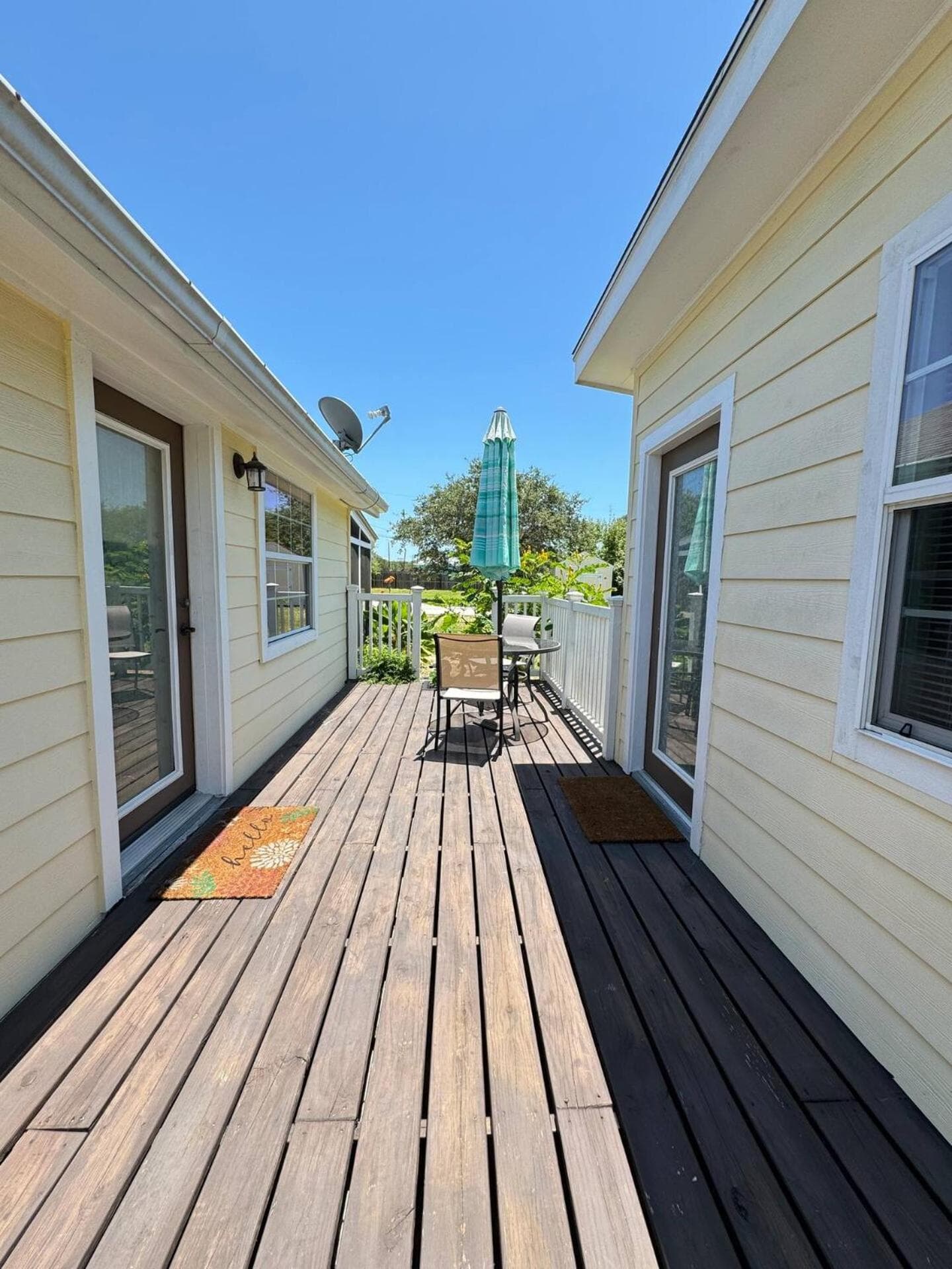 A Wave From It All property views in Aransas Pass, TX — gallery photo 3