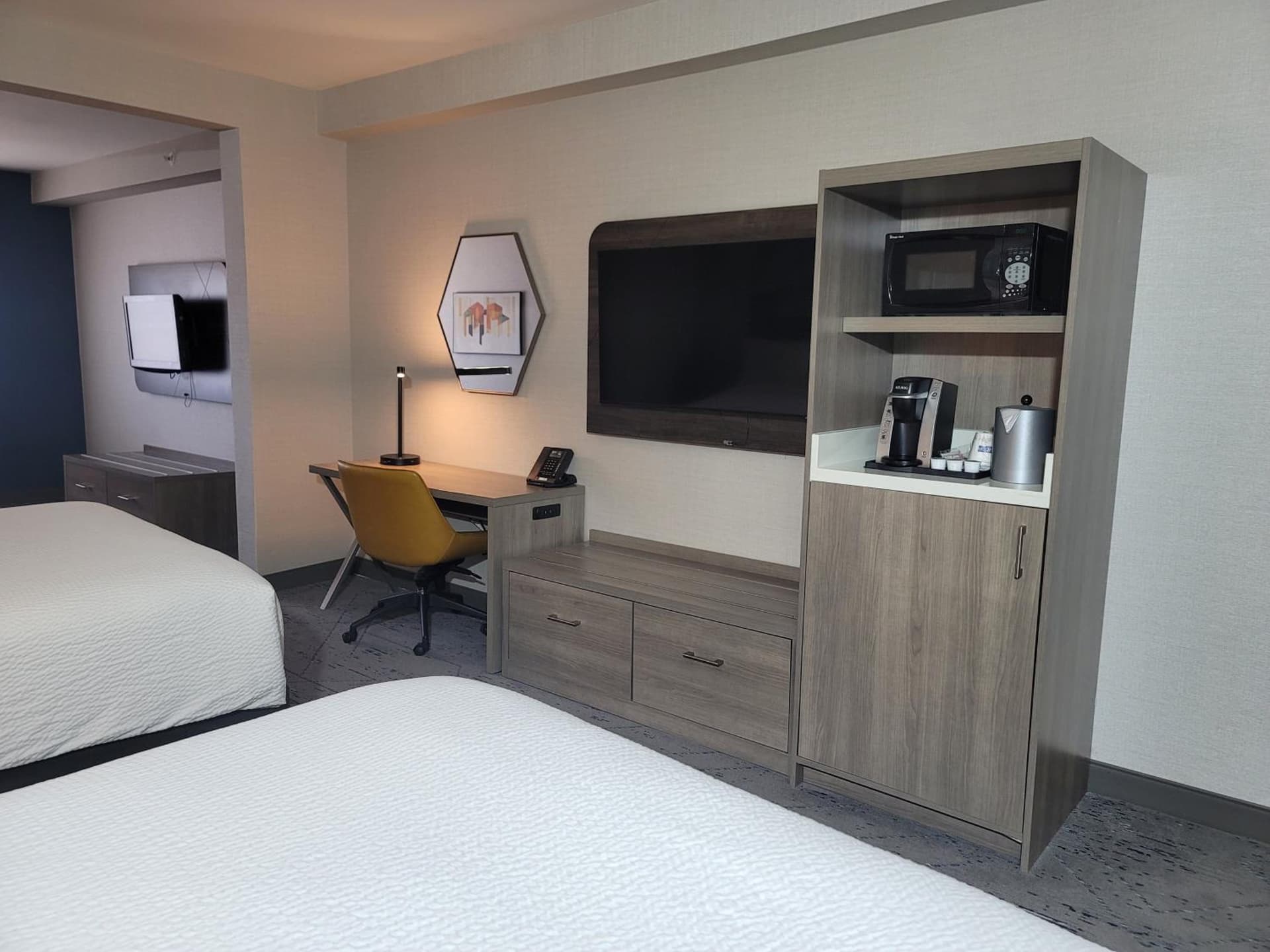 Holiday Inn Express San Diego South - Chula Vista by IHG gallery photo in Chula Vista, CA — image 37
