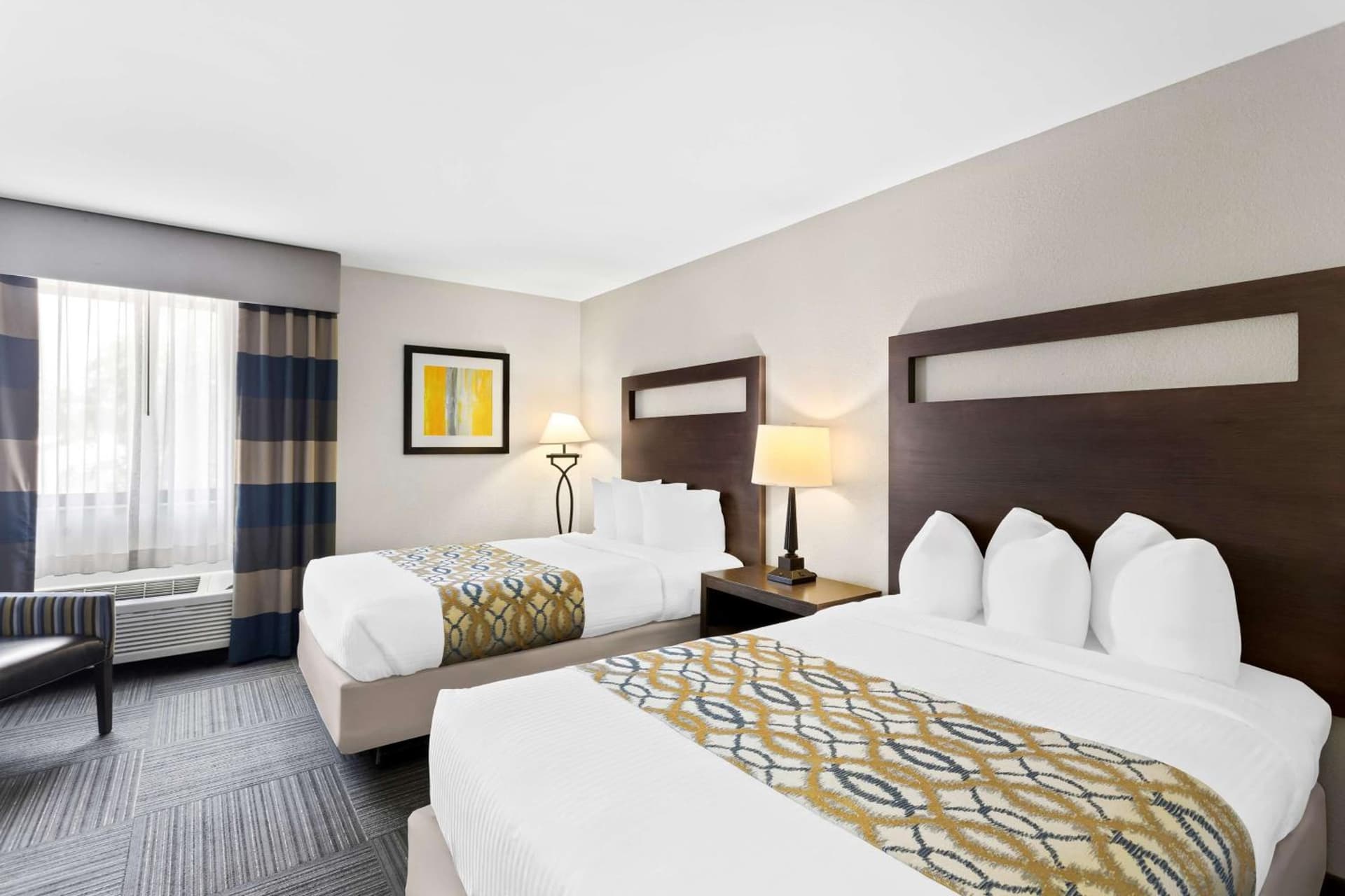 Best Western Naperville Inn gallery photo in Naperville, IL — image 7