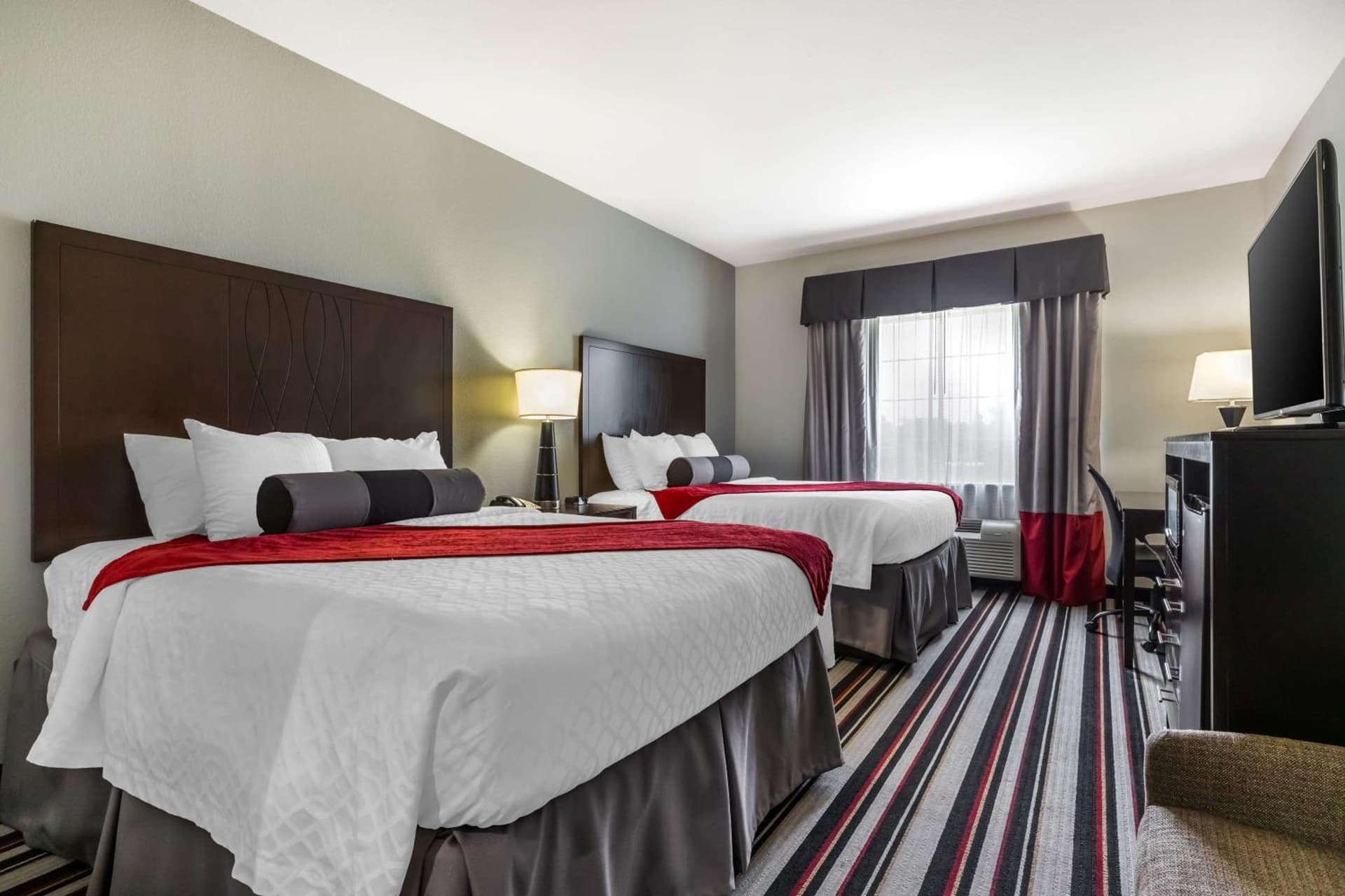 Best Western Plus Coweta's 1st Hotel interior in Coweta, OK — gallery photo 2
