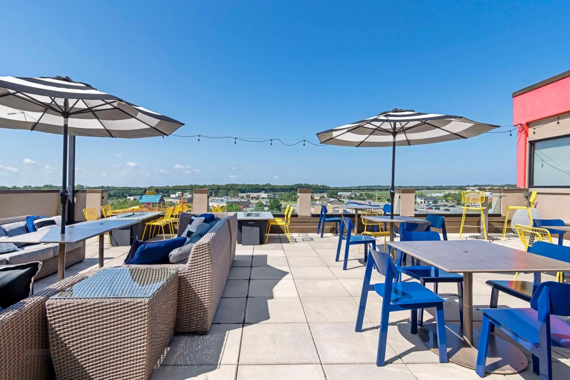 Best Western Plus Executive Residency Rigby's Water World Hotel gallery photo in Warner Robins, GA — image 25