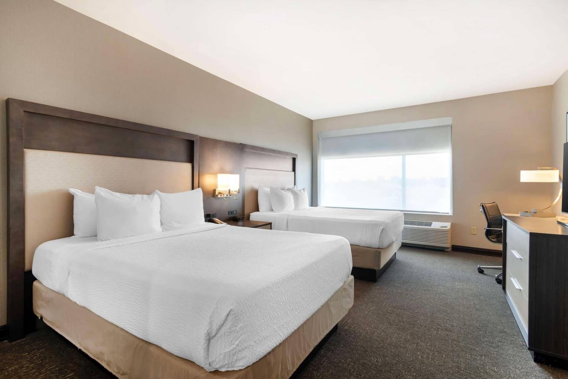 Best Western Plus Executive Residency Rigby's Water World Hotel gallery photo in Warner Robins, GA — image 13