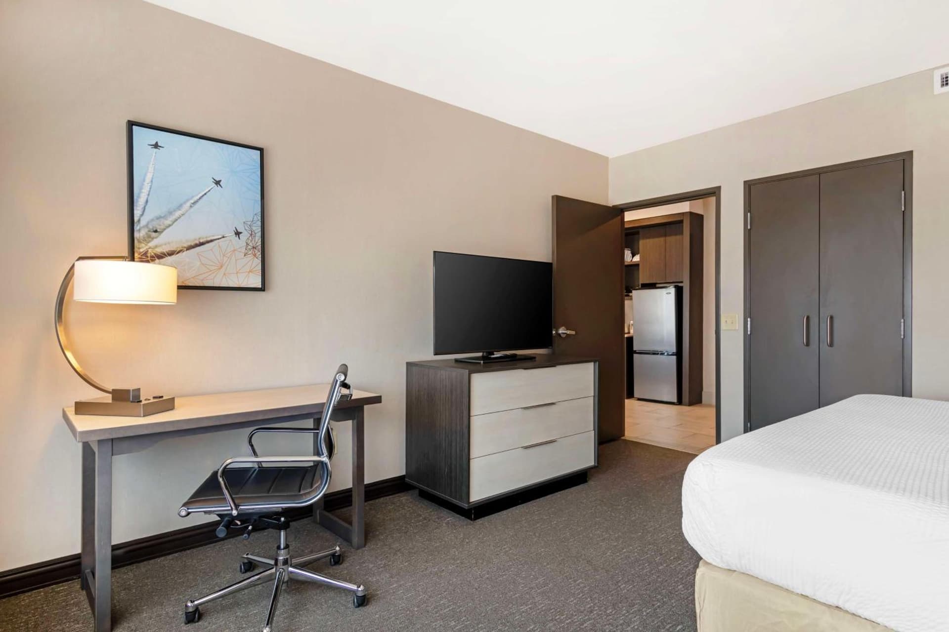 Best Western Plus Executive Residency Rigby's Water World Hotel gallery photo in Warner Robins, GA — image 38