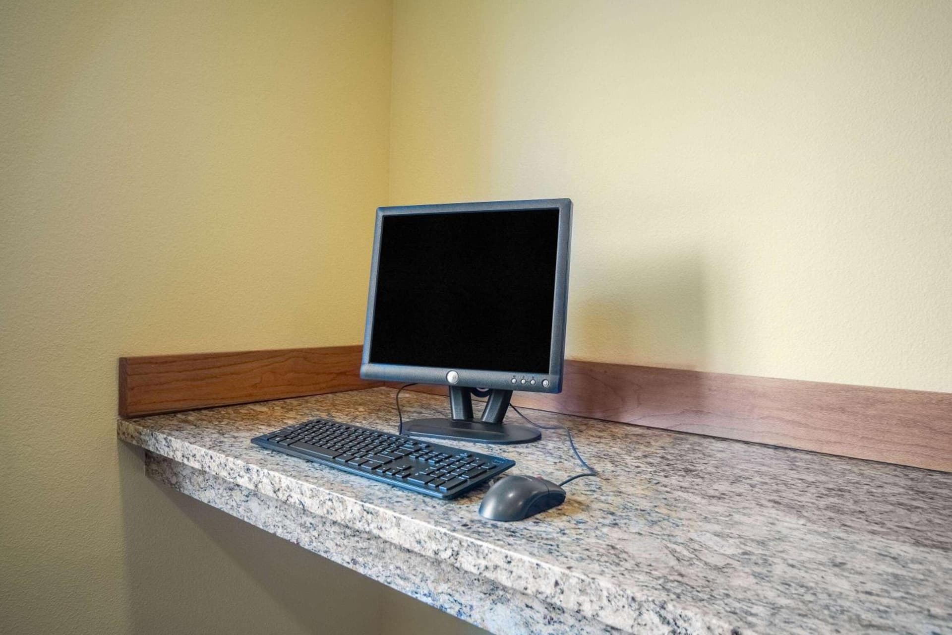 Days Inn by Wyndham Evansdale Waterloo gallery photo in Evansdale, IA — image 14
