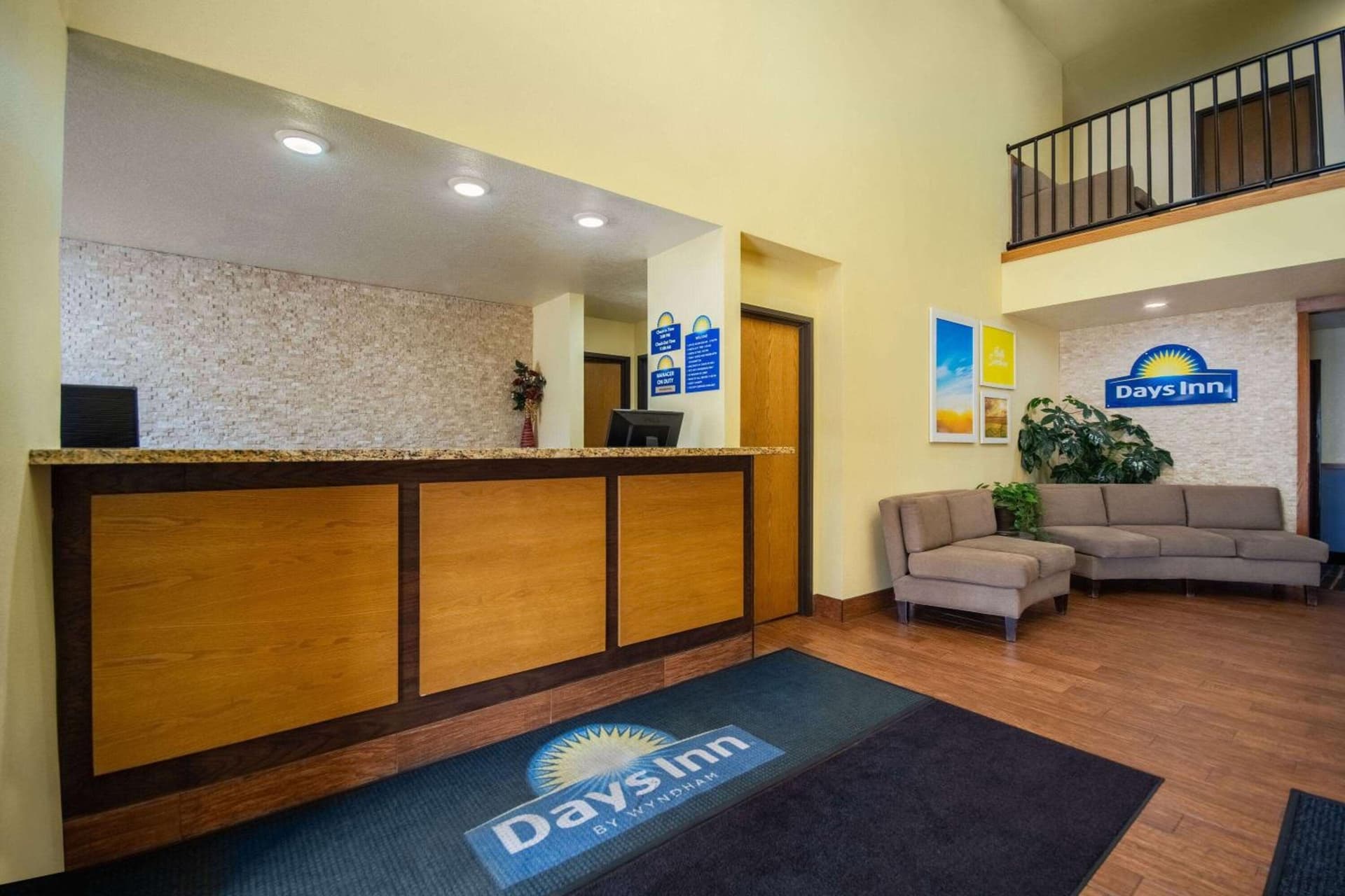 Days Inn by Wyndham Evansdale Waterloo gallery photo in Evansdale, IA — image 31