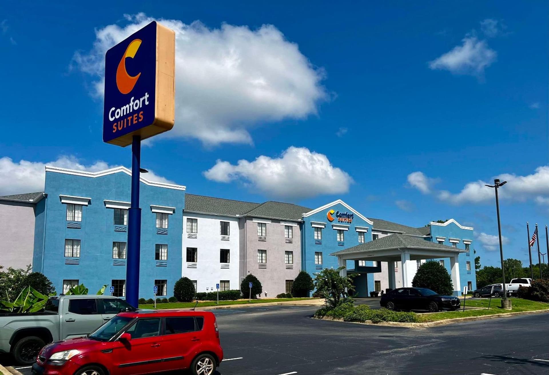Comfort Suites Gadsden Attalla featured exterior or lobby in Gadsden, AL — similar hotel