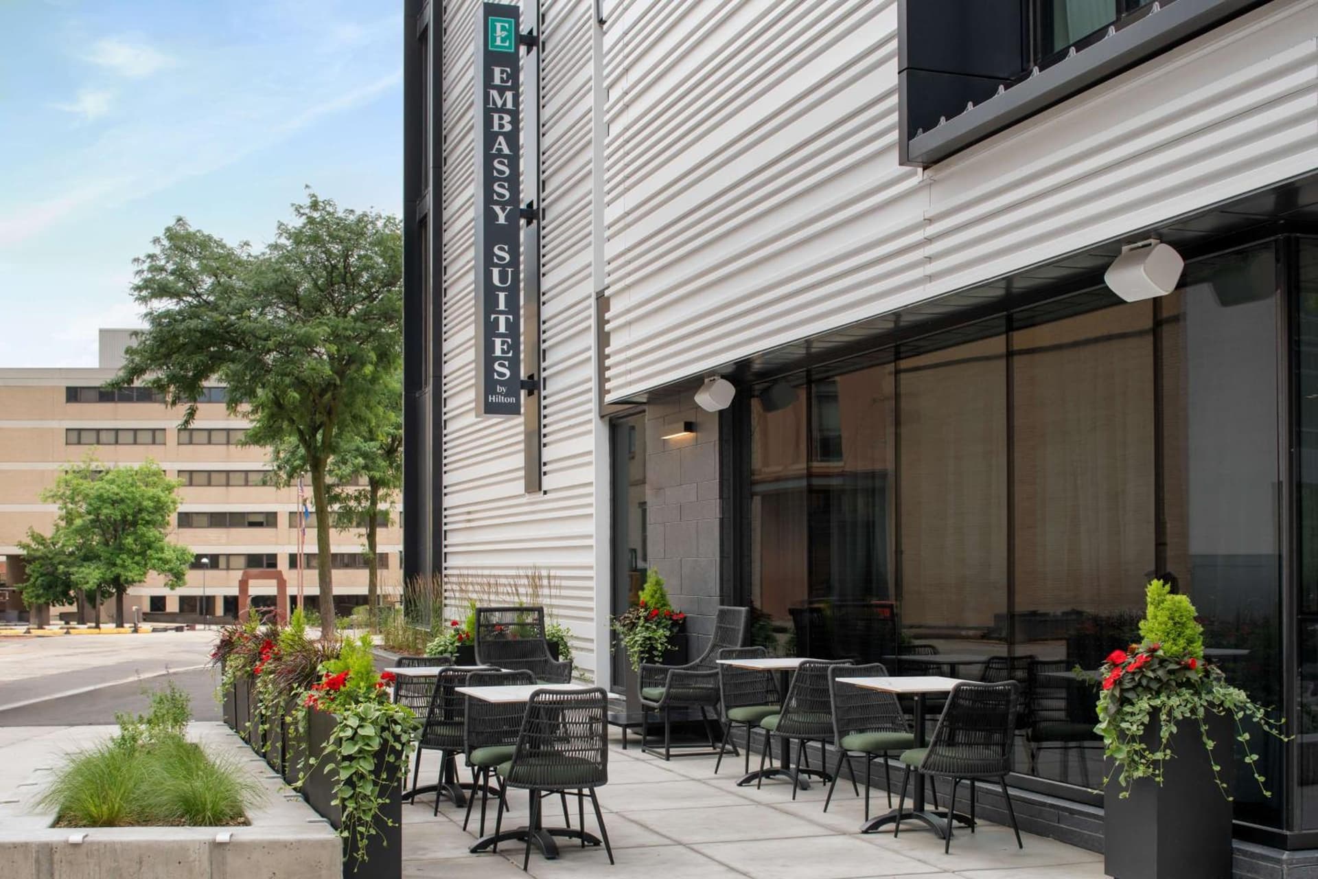 Embassy Suites By Hilton Madison Downtown interior in Madison, WI — gallery photo 2