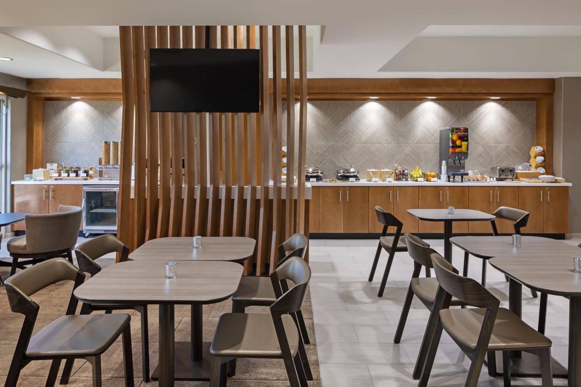 SpringHill Suites by Marriott Turlock gallery photo in Turlock, CA — image 29