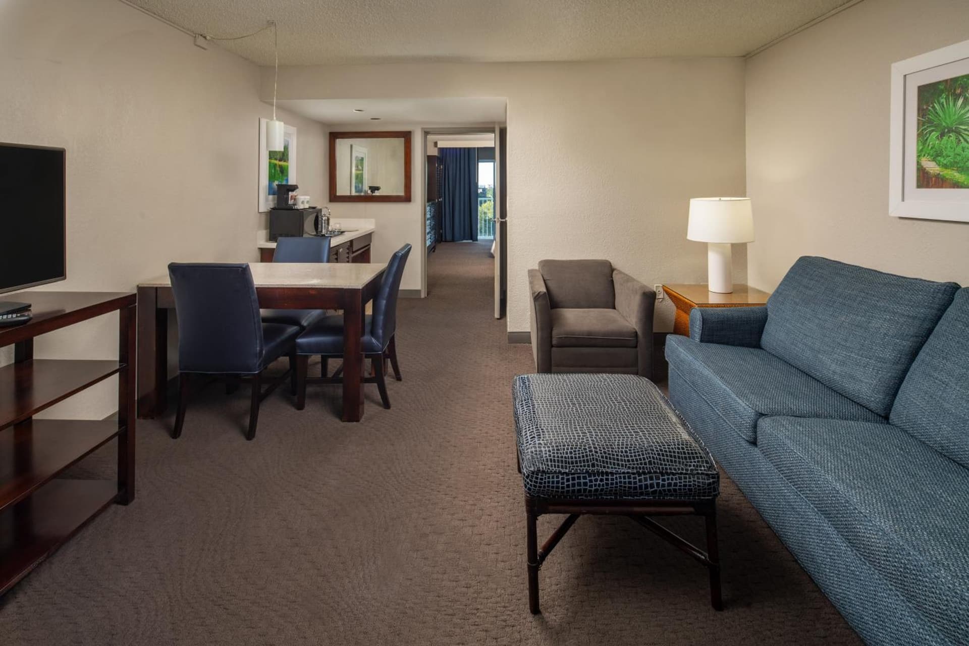 Sheraton Suites Fort Lauderdale at Cypress Creek gallery photo in Fort Lauderdale, FL — image 24