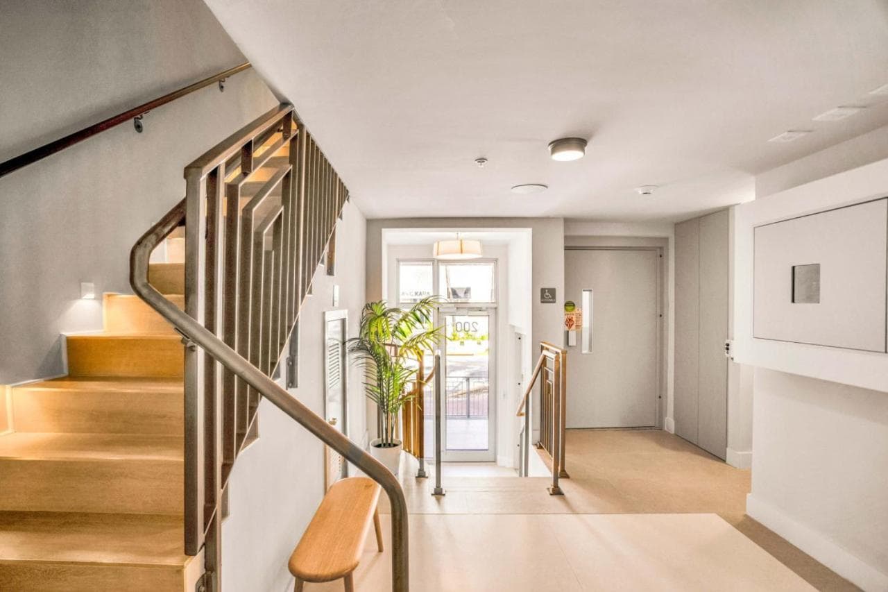 Vonder Miami Beach - Unit 2 interior in Miami Beach, FL — gallery photo 2
