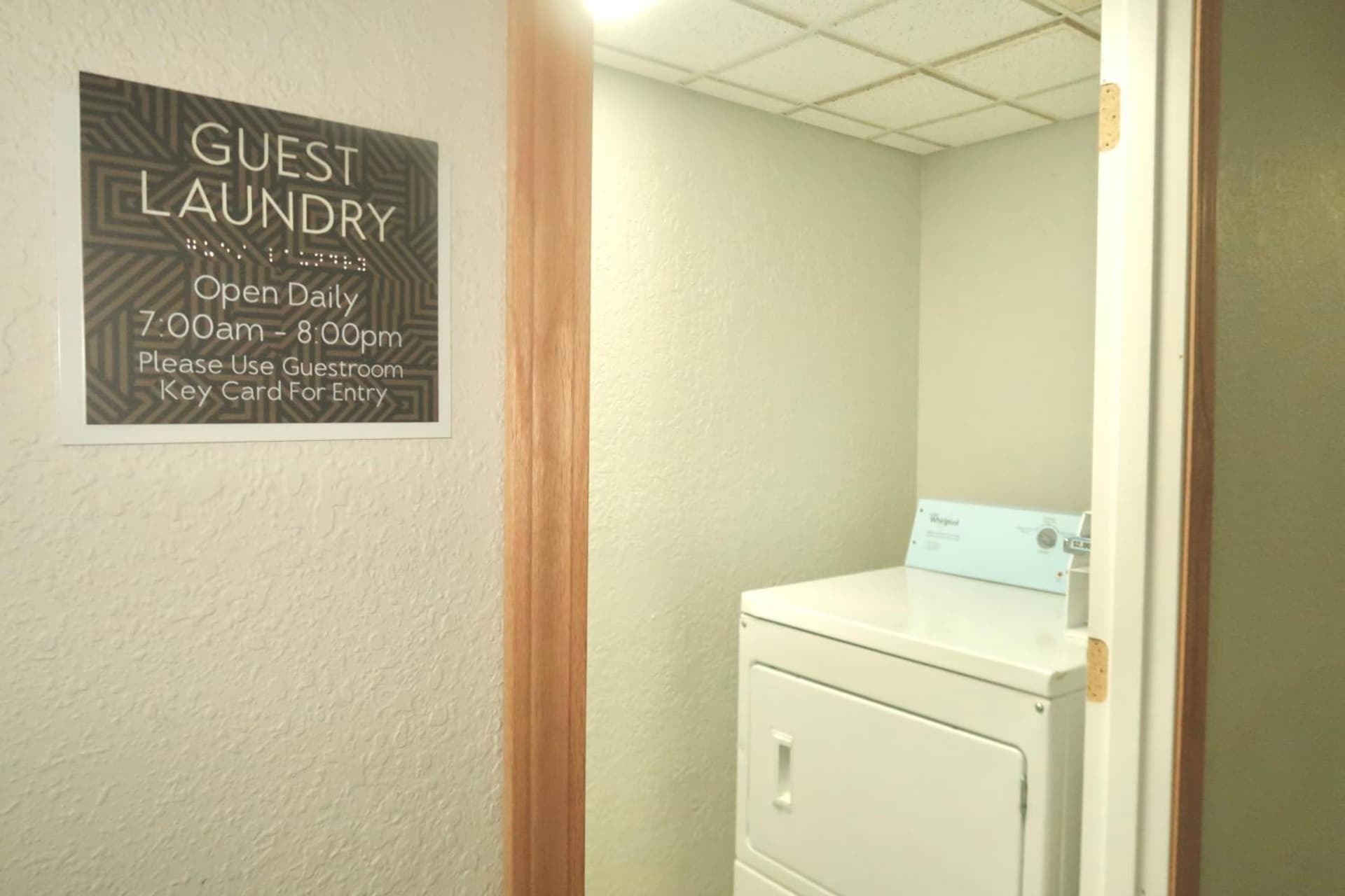 Studio 6 Suites Elkhart, IN gallery photo in Elkhart, IN — image 8