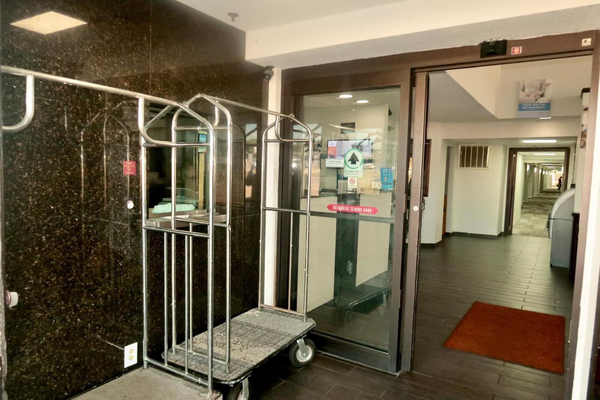 Studio 6 Suites Elkhart, IN gallery photo in Elkhart, IN — image 16