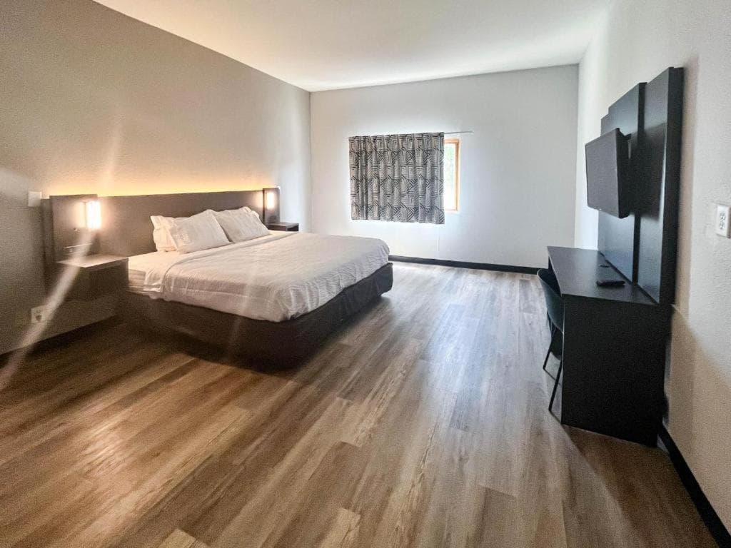 Studio 6 Suites Elkhart, IN gallery photo in Elkhart, IN — image 10