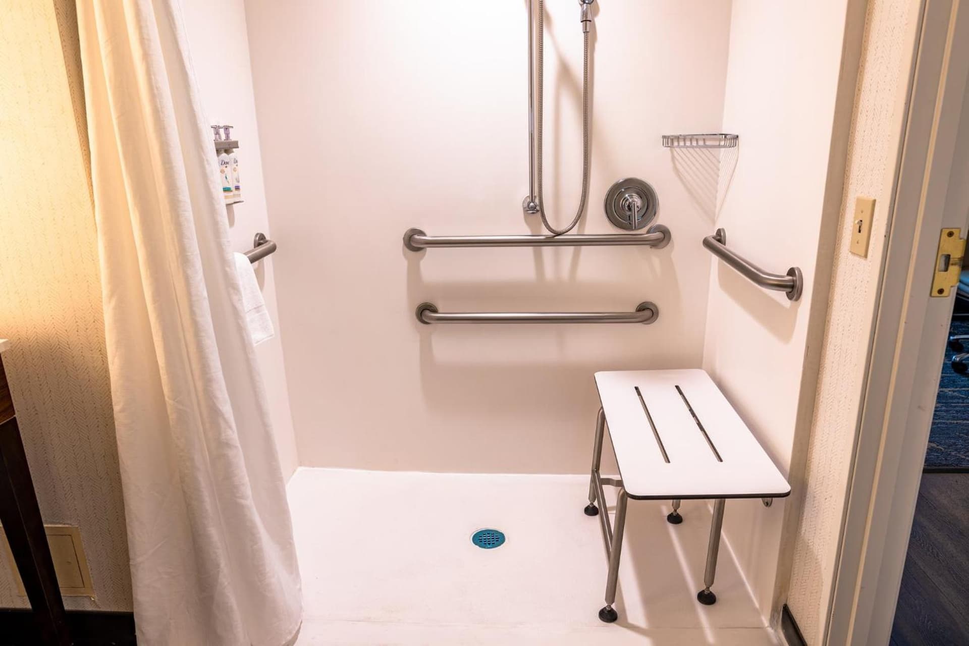 Holiday Inn & Suites Oakland - Airport by IHG gallery photo in Oakland, CA — image 12