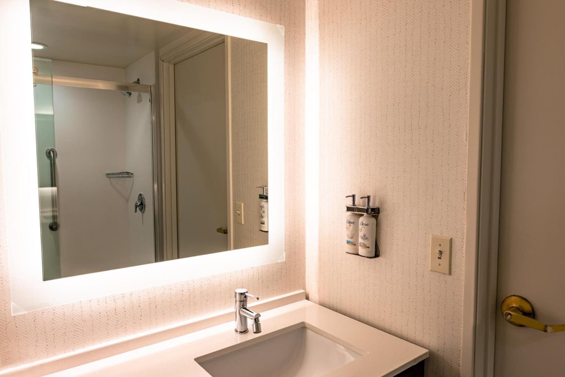 Holiday Inn & Suites Oakland - Airport by IHG gallery photo in Oakland, CA — image 13