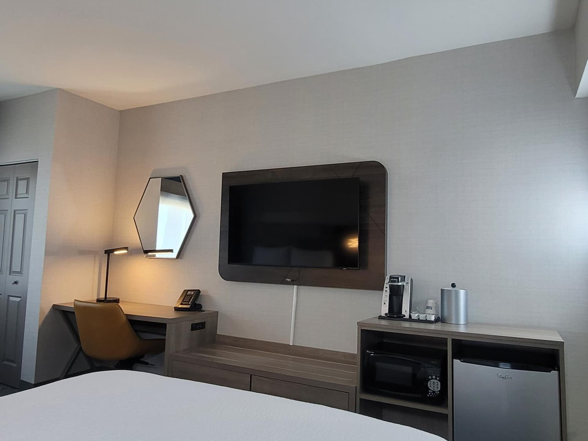 Holiday Inn Express San Diego South - Chula Vista by IHG gallery photo in Chula Vista, CA — image 68