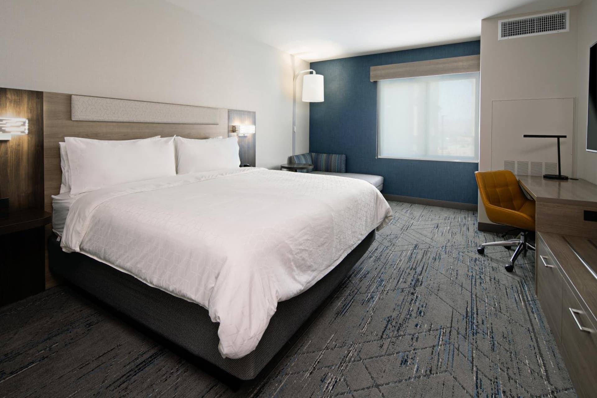 Holiday Inn Express & Suites - Valencia - Santa Clarita by IHG gallery photo in Valencia, CA — image 48