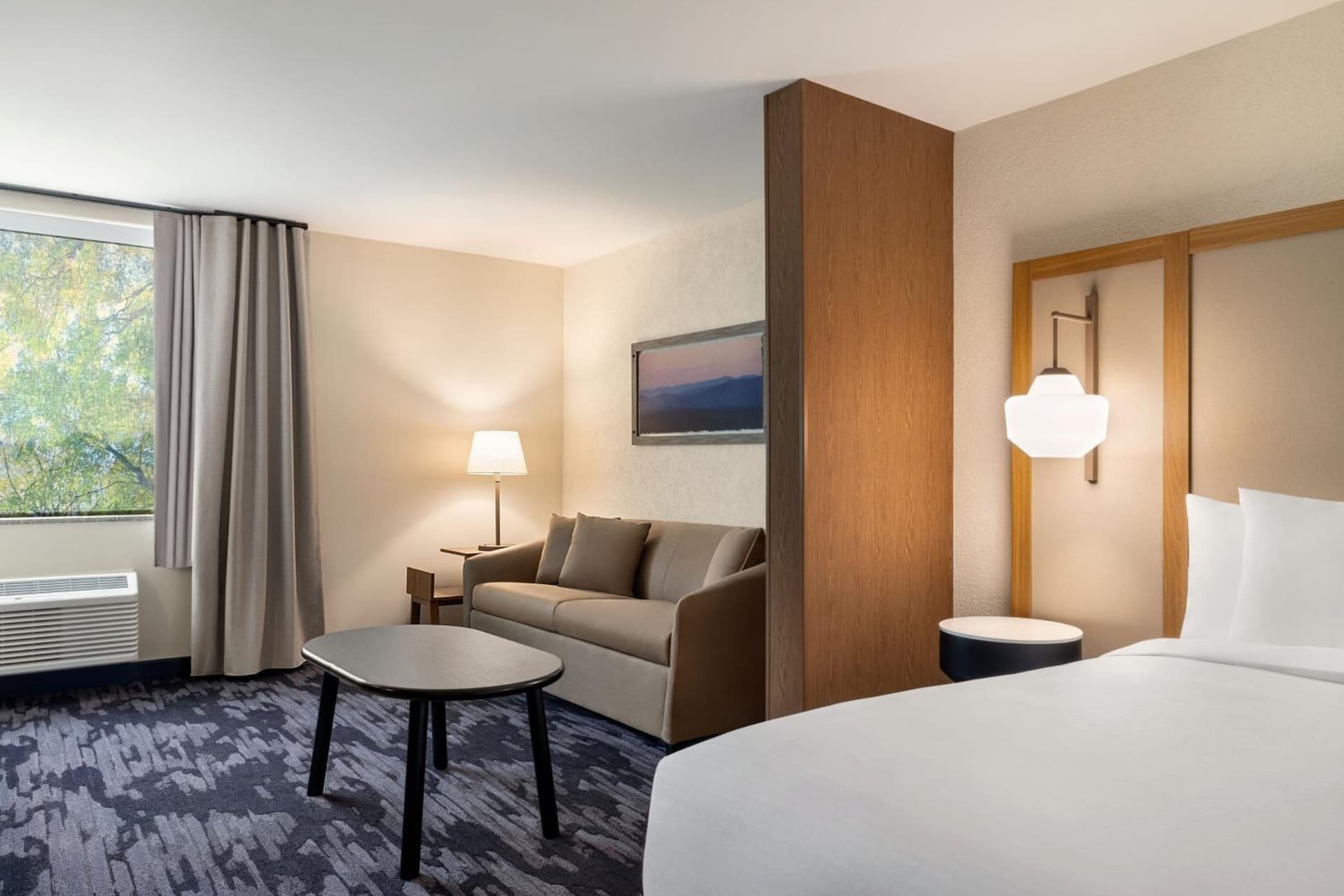 Fairfield by Marriott Inn & Suites Madison South gallery photo in Madison, WI — image 11