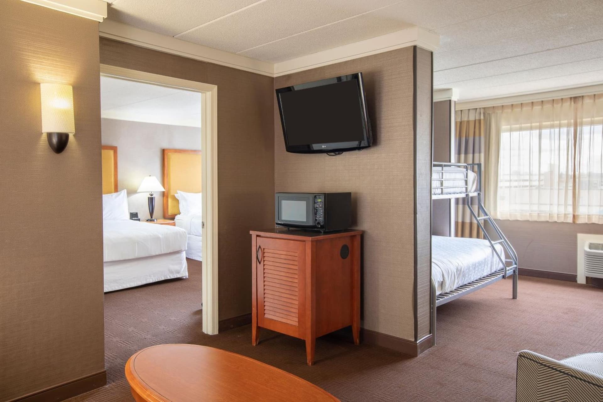 Sheraton Niagara Falls property views in Niagara Falls, NY — gallery photo 3