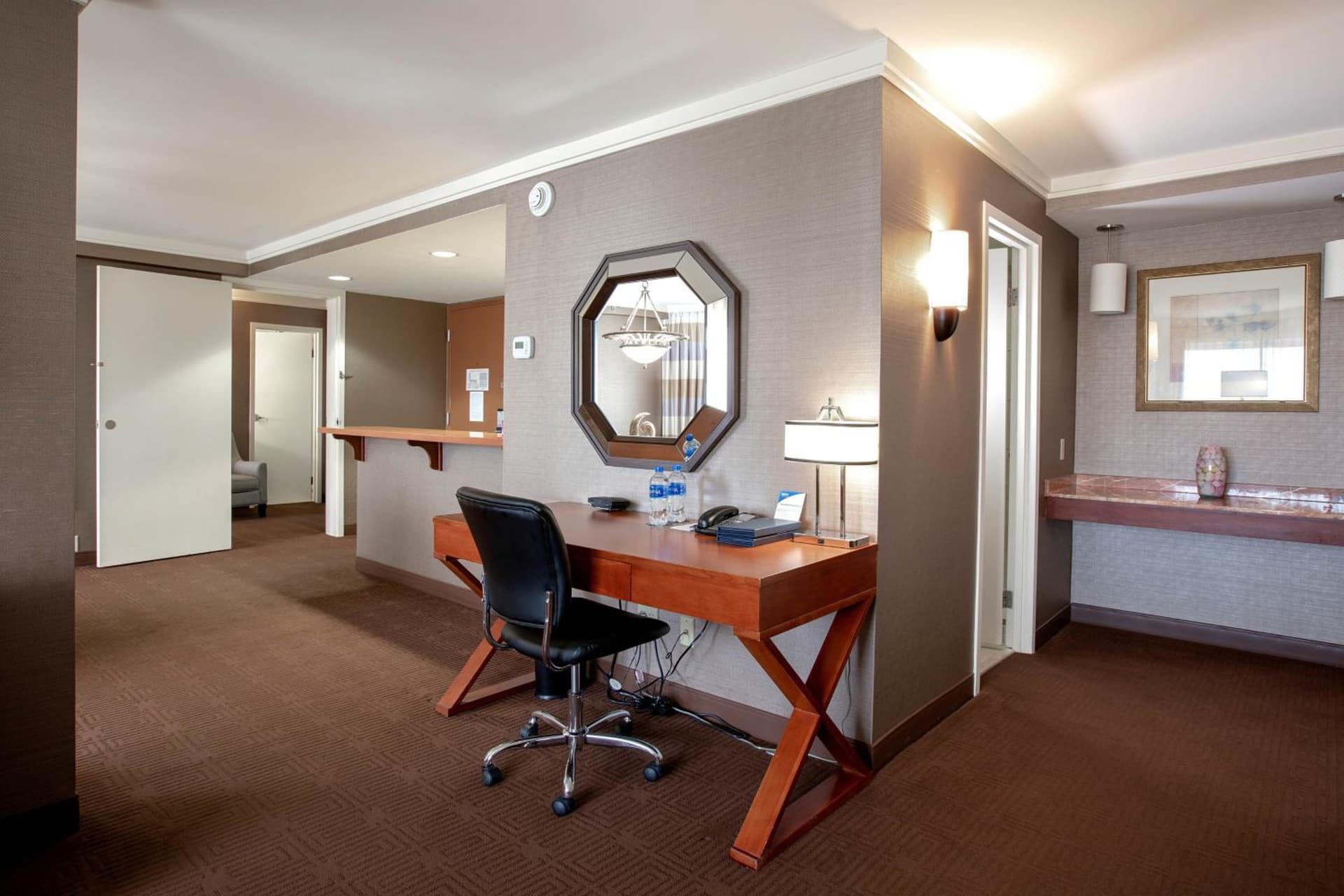 Sheraton Niagara Falls gallery photo in Niagara Falls, NY — image 4